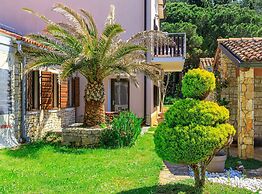 Beachfront Escape in Rovinj