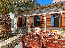 Beachfront Escape in Rovinj