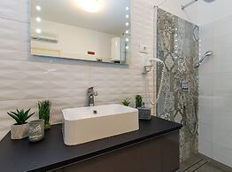 Beachfront Escape in Rovinj