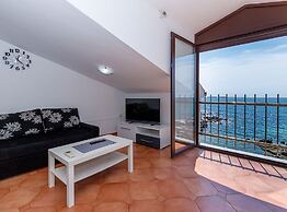 Beachfront Escape in Rovinj