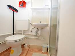 Comfortable and Compact Lodge