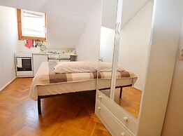 Comfortable and Compact Lodge