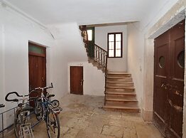 Comfortable and Compact Lodge