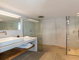 Charming Villa Near Ftelia Beach