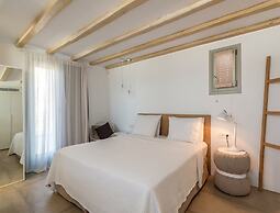 Charming Villa Near Ftelia Beach