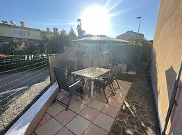 Classic and Modern Umag Apartment With Terrace and BBQ