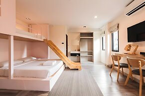 Mandalar Arch 39 Hotel