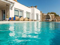 Villa With Views to Delos Island