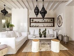 Villa With Views to Delos Island