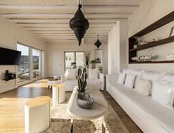 Villa With Views to Delos Island