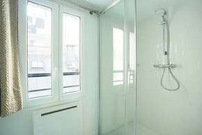 Sublime and new Studio Le Marais / Beaubourg