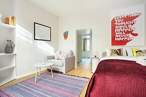 Sublime and new Studio Le Marais / Beaubourg