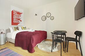 Sublime and new Studio Le Marais / Beaubourg