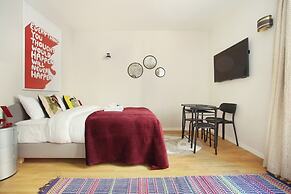 Sublime and new Studio Le Marais / Beaubourg