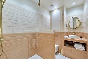 Magnificent Apartment in the Heart of Paris