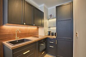 Eiffel Tower Apartment Invalides