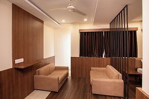 Stayz Inn De-luxe near US Consulate