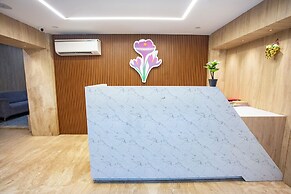 Stayz Inn De-luxe near US Consulate