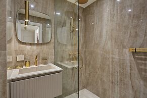 Apartment Matignon St Honore by Studio Prestige