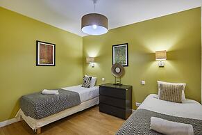 Superb 3 Bedroom Flat in the Center of Paris