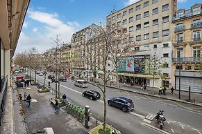 Superb 3 Bedroom Flat in the Center of Paris