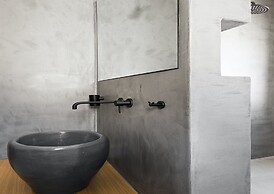 Waterfront Villa With Private Pool