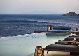 Waterfront Villa With Private Pool