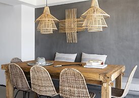 Waterfront Villa With Private Pool