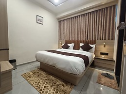 Goroomgo Asiana Motera Ahmedabad