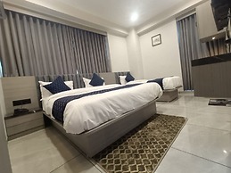 Goroomgo Asiana Motera Ahmedabad