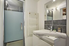 Charming Apartment Center of Paris