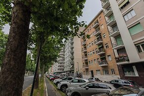 Cinema & Bamboo Flats by Wonderful Italy