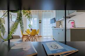 Cinema & Bamboo Flats by Wonderful Italy