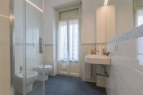 Cinema & Bamboo Flats by Wonderful Italy