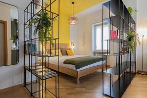 Cinema & Bamboo Flats by Wonderful Italy