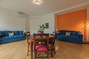 Cinema & Bamboo Flats by Wonderful Italy