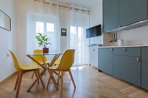 Cinema & Bamboo Flats by Wonderful Italy