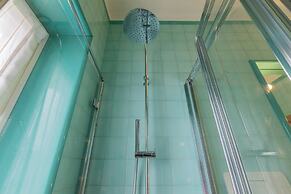 Cinema & Bamboo Flats by Wonderful Italy