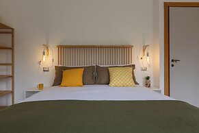 Cinema & Bamboo Flats by Wonderful Italy