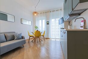 Cinema & Bamboo Flats by Wonderful Italy