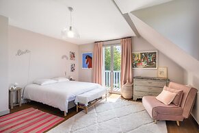 Blueberry of the Valley - House With Swimming Pool