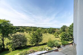 Blueberry of the Valley - House With Swimming Pool