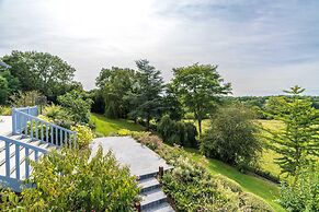 Blueberry of the Valley - House With Swimming Pool