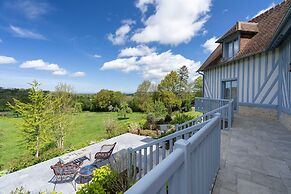Blueberry of the Valley - House With Swimming Pool
