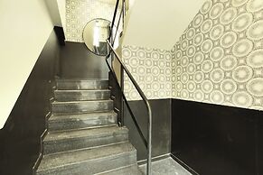 Charming & New Studio Center of Paris