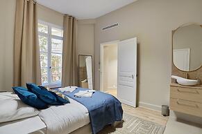 Superb Apartment Arc de Triomphe/ Trocadero