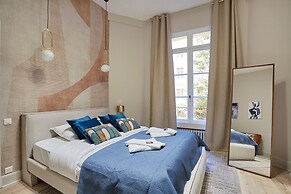 Superb Apartment Arc de Triomphe/ Trocadero