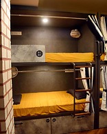 Goroomgo Charyana hotel & Dormitory
