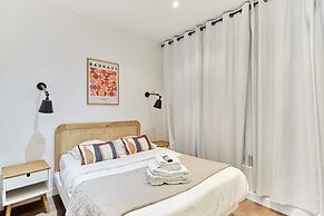 Apartment 2 Bedrooms Center of Paris