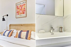 Apartment 2 Bedrooms Center of Paris